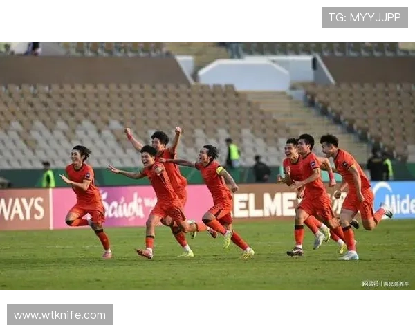李晴瞳双响助中国女足3-0胜乌兹提前晋级